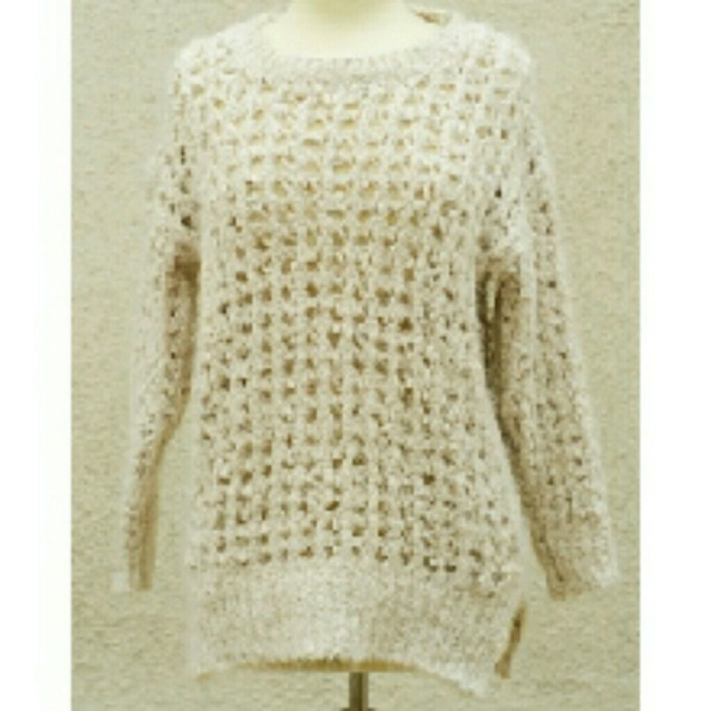 ‎Cliche Couture Sweater Beautiful Ivory Fuzzy White